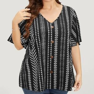 BloomChic Geometric Print Blouse